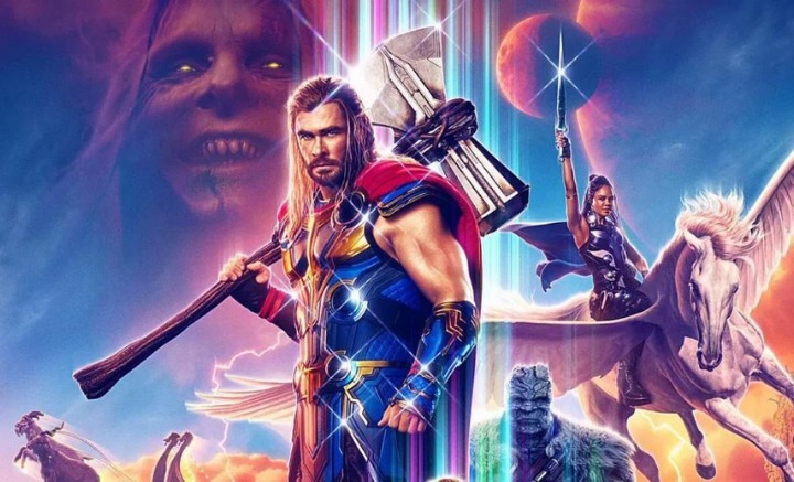 “Thor: Amor e Trovão” estabelece o futuro infantilizado do MCU